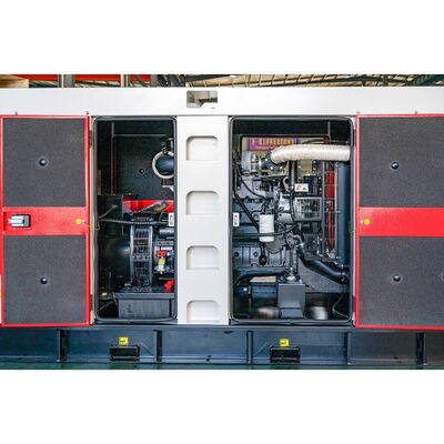 YUCHAI เครื่องผลิตไฟฟ้าดีเซลฉลาด 720kW 900KVA แบบเปิด เครื่องผลิตไฟฟ้าดีเซลเงียบ เครื่องผลิตไฟฟ้า 720kW