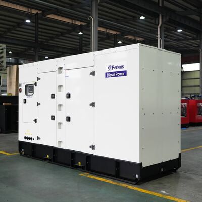 550kW 688KVA น้ําเย็น ซุปเปอร์ดีเซล เครื่องกําเนิดเงียบ 50/60HZ เครื่องกําเนิดพกพาแบบเดียว/สามเฟส DCEC Cummin