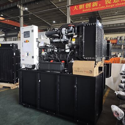 โรงงานแบบพกพา 280kW 350KVA ใช้ในบ้านขนาดเล็กเครื่องกำเนิดไฟฟ้า 3 เฟส 3 เฟส Super Silent เครื่องกำเนิดไฟฟ้าดีเซลชุด Cumm
